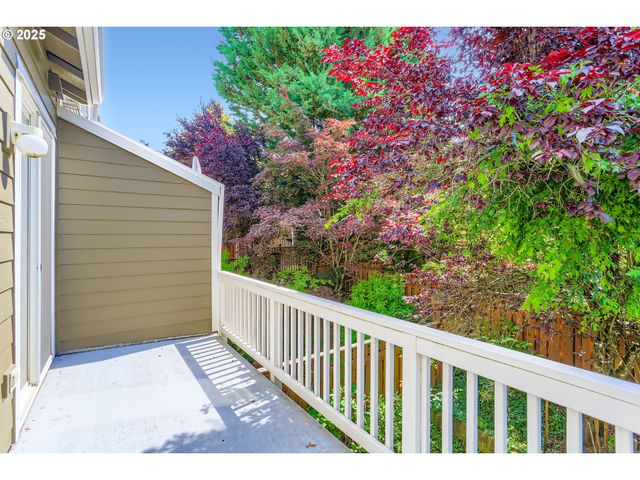 10175 Nw WILSHIRE Ln 40, Portland, OR 97229