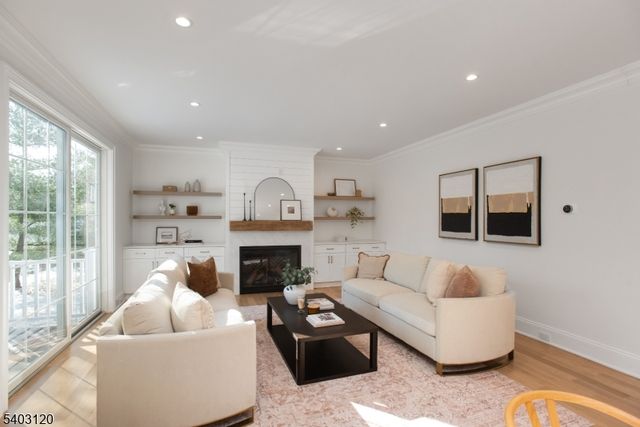 1 Emmett St, Chatham Twp., NJ 07928