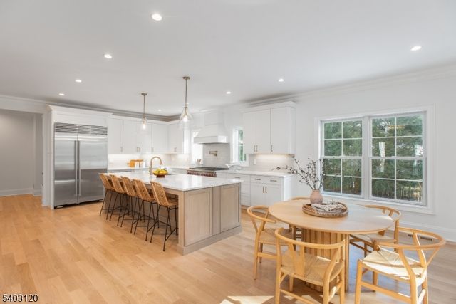 1 Emmett St, Chatham Twp., NJ 07928