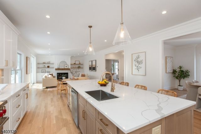 1 Emmett St, Chatham Twp., NJ 07928