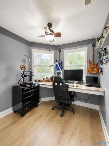 305 Wildwood Way, Somerville, AL 35670