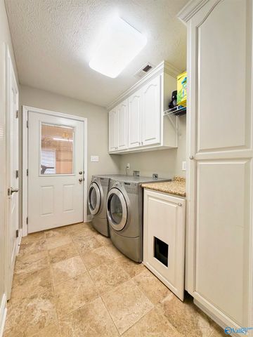 305 Wildwood Way, Somerville, AL 35670