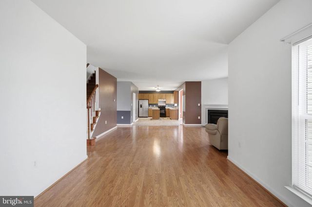 129 SEURAT LN, Martinsburg, WV 25403