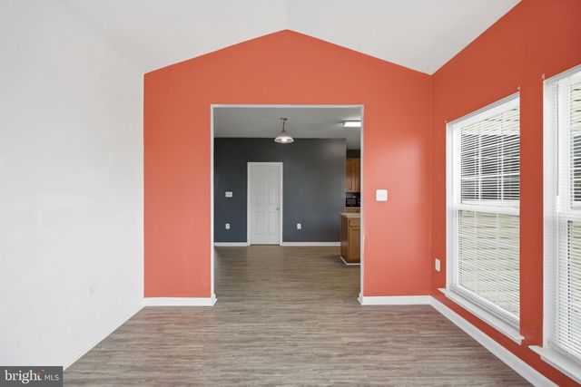 129 SEURAT LN, Martinsburg, WV 25403