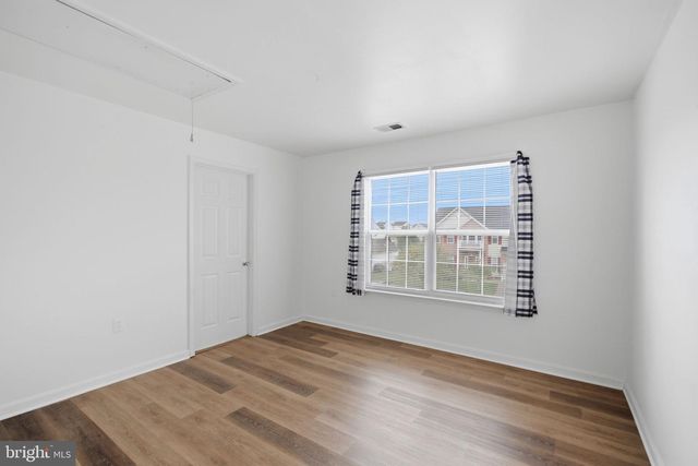 129 SEURAT LN, Martinsburg, WV 25403