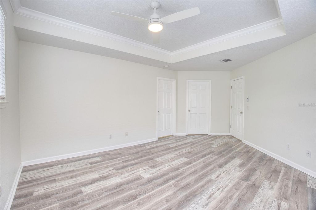 Image 23 of property listing at 7330 CYPRESS GROVE ROAD 74, Orlando, FL 32819
