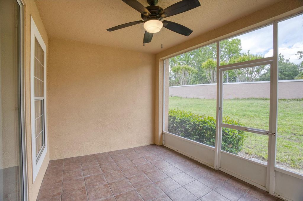 Image 33 of property listing at 7330 CYPRESS GROVE ROAD 74, Orlando, FL 32819
