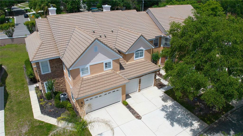 Image 37 of property listing at 7330 CYPRESS GROVE ROAD 74, Orlando, FL 32819