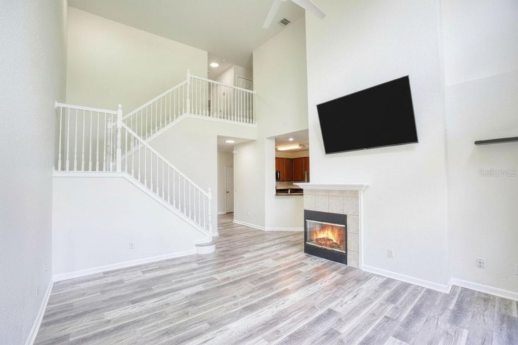 Image 9 of property listing at 7330 CYPRESS GROVE ROAD 74, Orlando, FL 32819