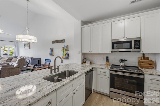 18824 Nautical Drive 33, Cornelius, NC 28031