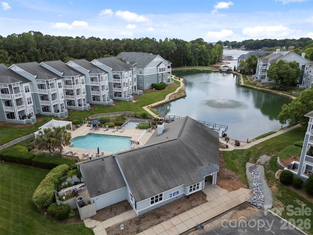 18824 Nautical Drive 33, Cornelius, NC 28031