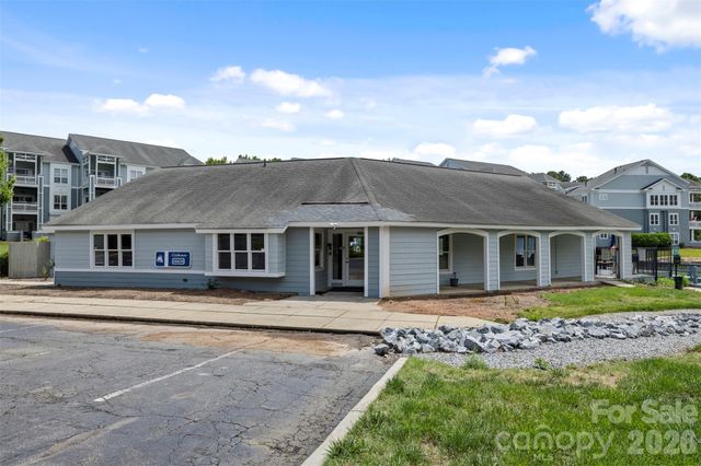 18824 Nautical Drive 33, Cornelius, NC 28031