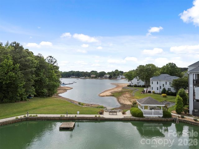 18824 Nautical Drive 33, Cornelius, NC 28031