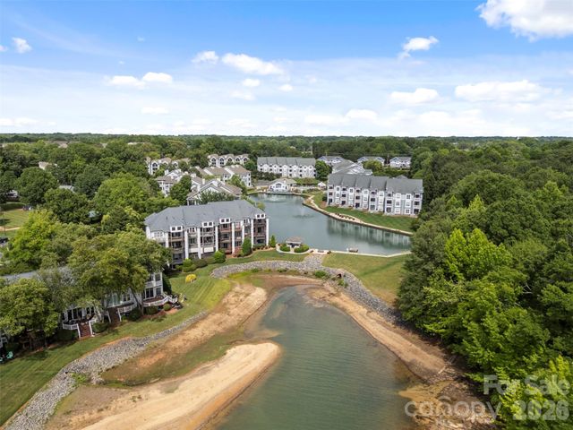 18824 Nautical Drive 33, Cornelius, NC 28031