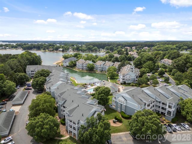 18824 Nautical Drive 33, Cornelius, NC 28031