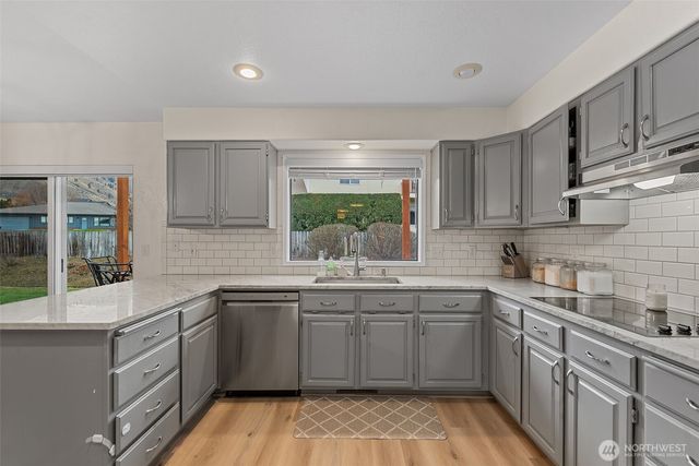 520 Cedar Wood Lane, Wenatchee, WA 98801