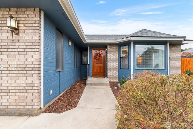 520 Cedar Wood Lane, Wenatchee, WA 98801