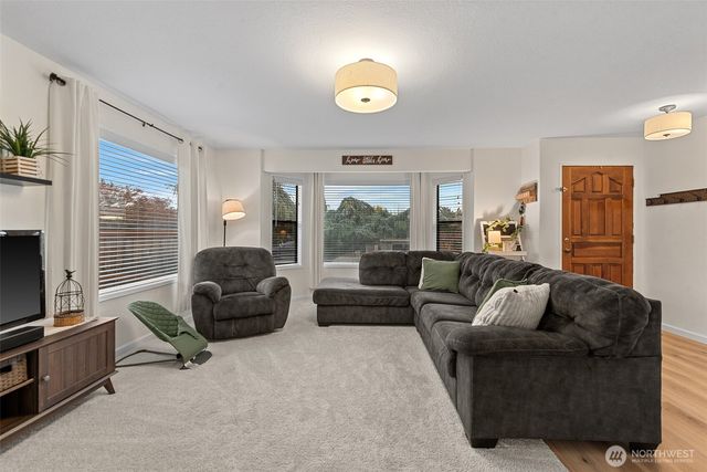 520 Cedar Wood Lane, Wenatchee, WA 98801