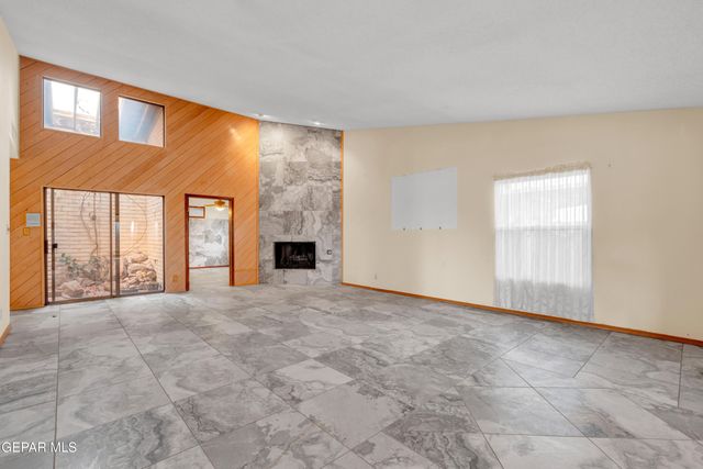 1617 TOMMY AARON Drive, El Paso, TX 79936