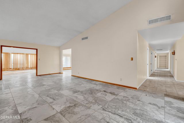 1617 TOMMY AARON Drive, El Paso, TX 79936