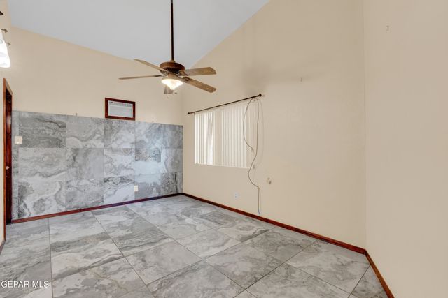 1617 TOMMY AARON Drive, El Paso, TX 79936