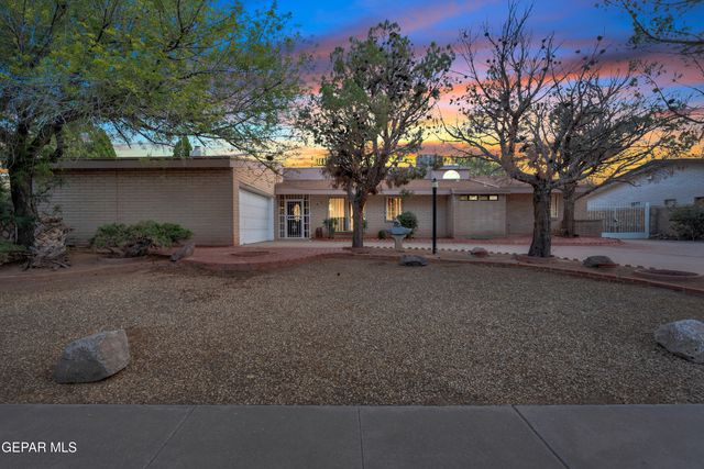 1617 TOMMY AARON Drive, El Paso, TX 79936