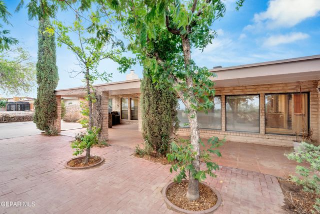 1617 TOMMY AARON Drive, El Paso, TX 79936