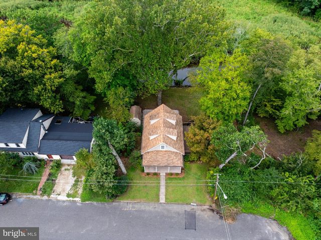 310 NEW YORK AVE, Hainesport, NJ 08036