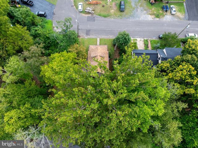 310 NEW YORK AVE, Hainesport, NJ 08036