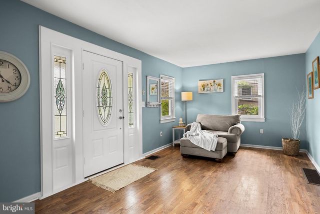 310 NEW YORK AVE, Hainesport, NJ 08036