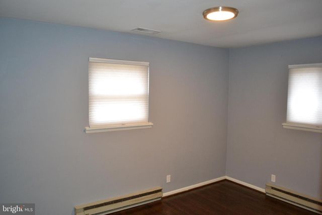 6801 ADELPHI RD, University Park, MD 20782