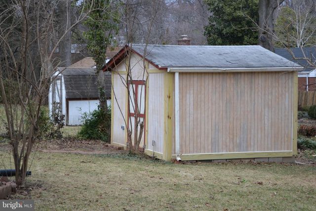 6801 ADELPHI RD, University Park, MD 20782