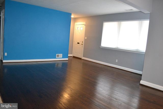 6801 ADELPHI RD, University Park, MD 20782