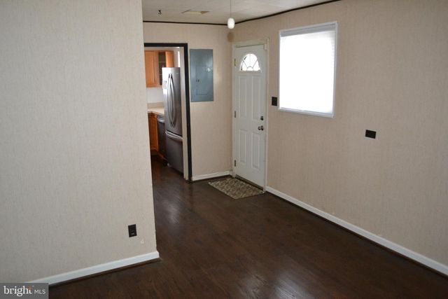 6801 ADELPHI RD, University Park, MD 20782