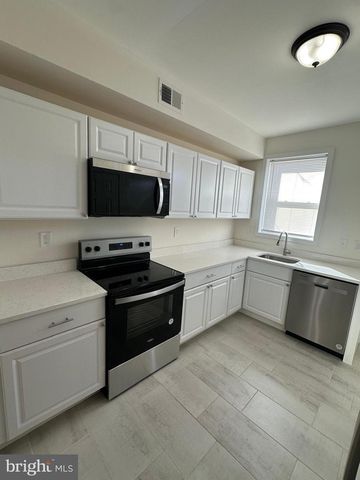 1220 N POTOMAC ST, Baltimore, MD 21213