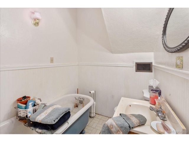 1040 D St, Salida, CO 81201