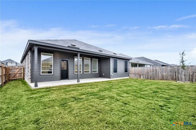 8944 Turkey Creek, Seguin, TX 78155