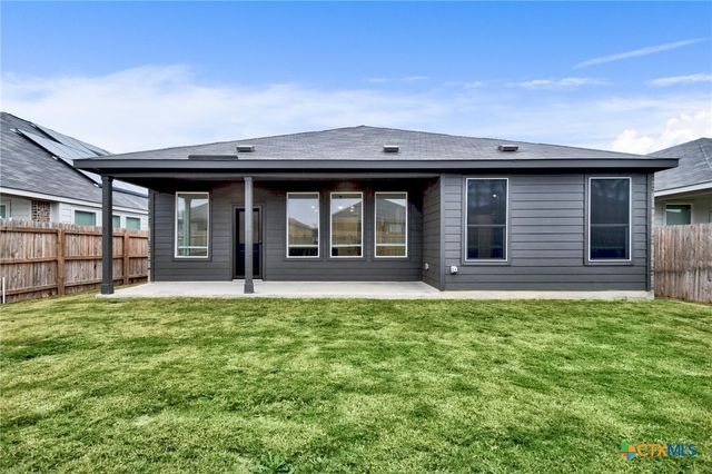 8944 Turkey Creek, Seguin, TX 78155