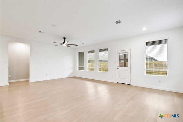 8944 Turkey Creek, Seguin, TX 78155