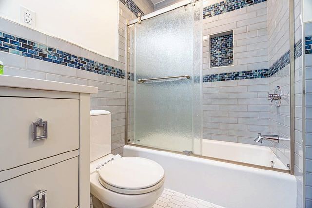 1361 VINTON AVE, Memphis, TN 38104