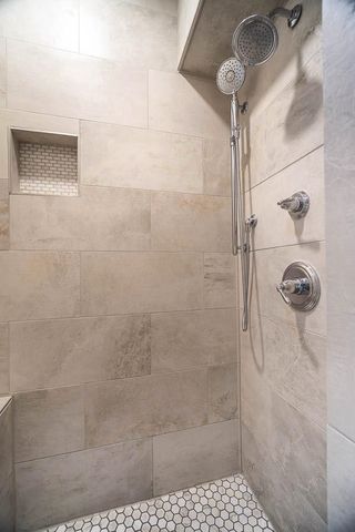 1361 VINTON AVE, Memphis, TN 38104