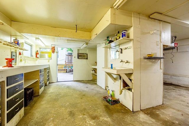 1361 VINTON AVE, Memphis, TN 38104