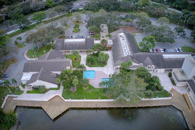 4161 Coral Tree Cir 261, Coconut Creek, FL 33073
