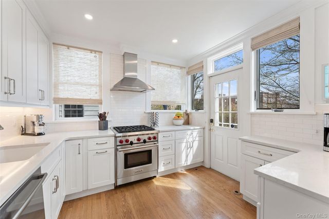 25 Merriam Avenue, Bronxville, NY 10708