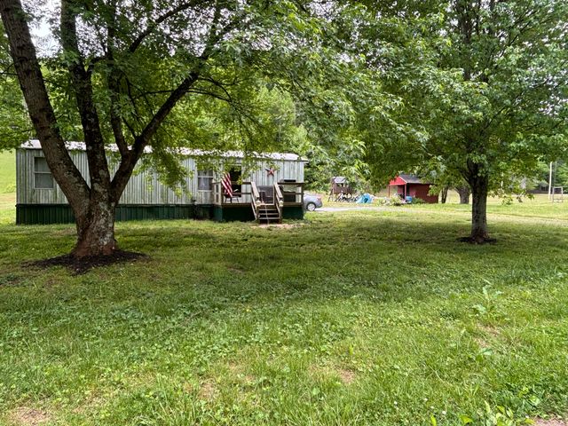 2172 Patty Ridge Road, Dunnville, KY 42528
