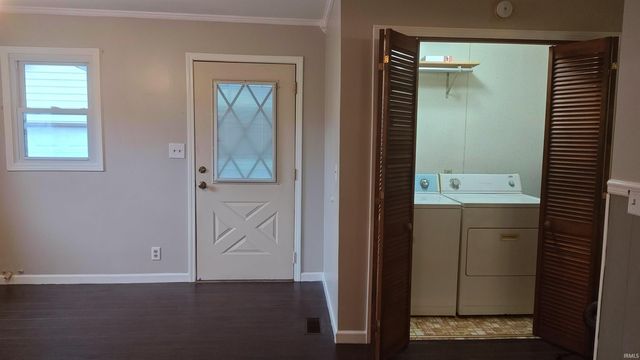 1810 Cass Avenue, Evansville, IN 47714