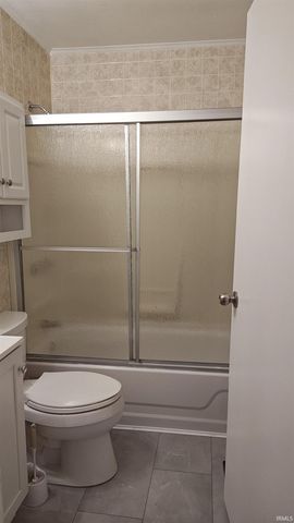 1810 Cass Avenue, Evansville, IN 47714