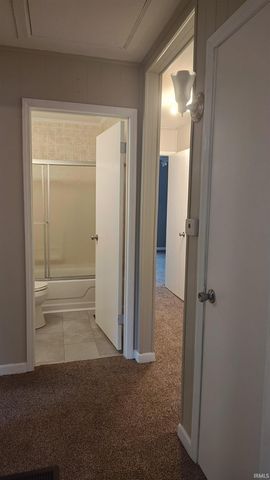 1810 Cass Avenue, Evansville, IN 47714