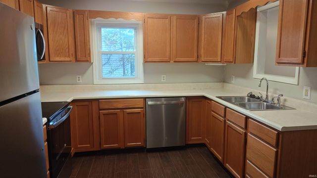 1810 Cass Avenue, Evansville, IN 47714