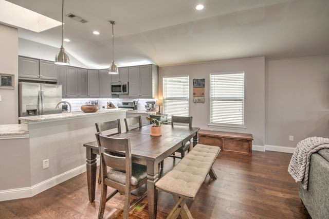 9004 Warren Drive, Mckinney, TX 75071